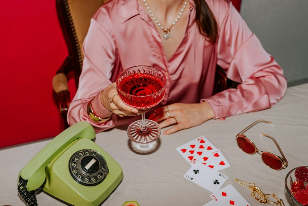 live dealer online  table